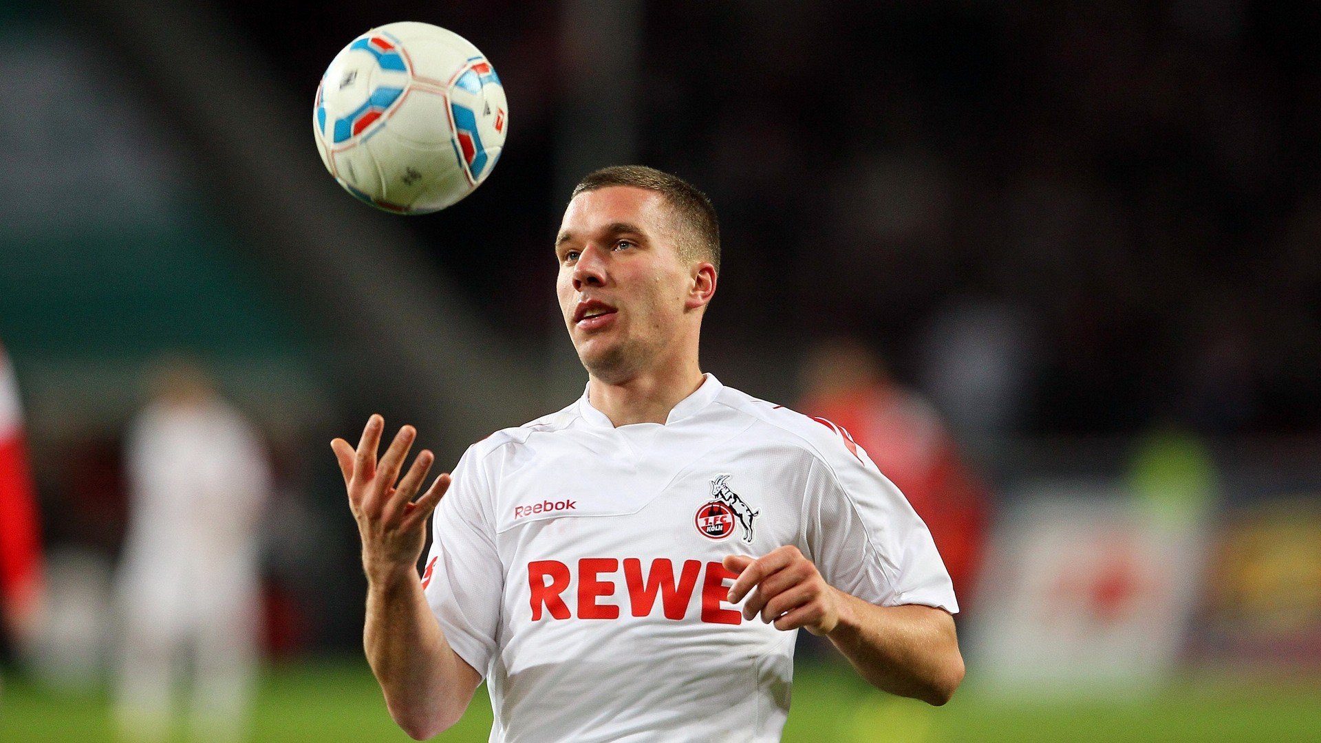 2020年复赛：库里用“火球”投篮不断刷新NBA历史小纪录，引领联盟新风潮